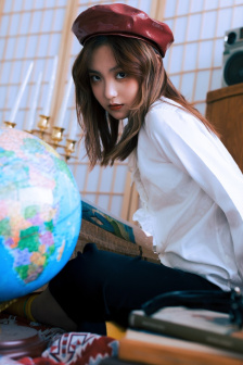 一下子就弄倒了一棵树